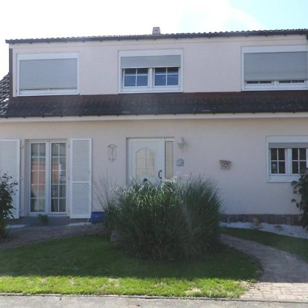 Ferienzimmer Bella Casa Biebesheim am Rhein Esterno foto