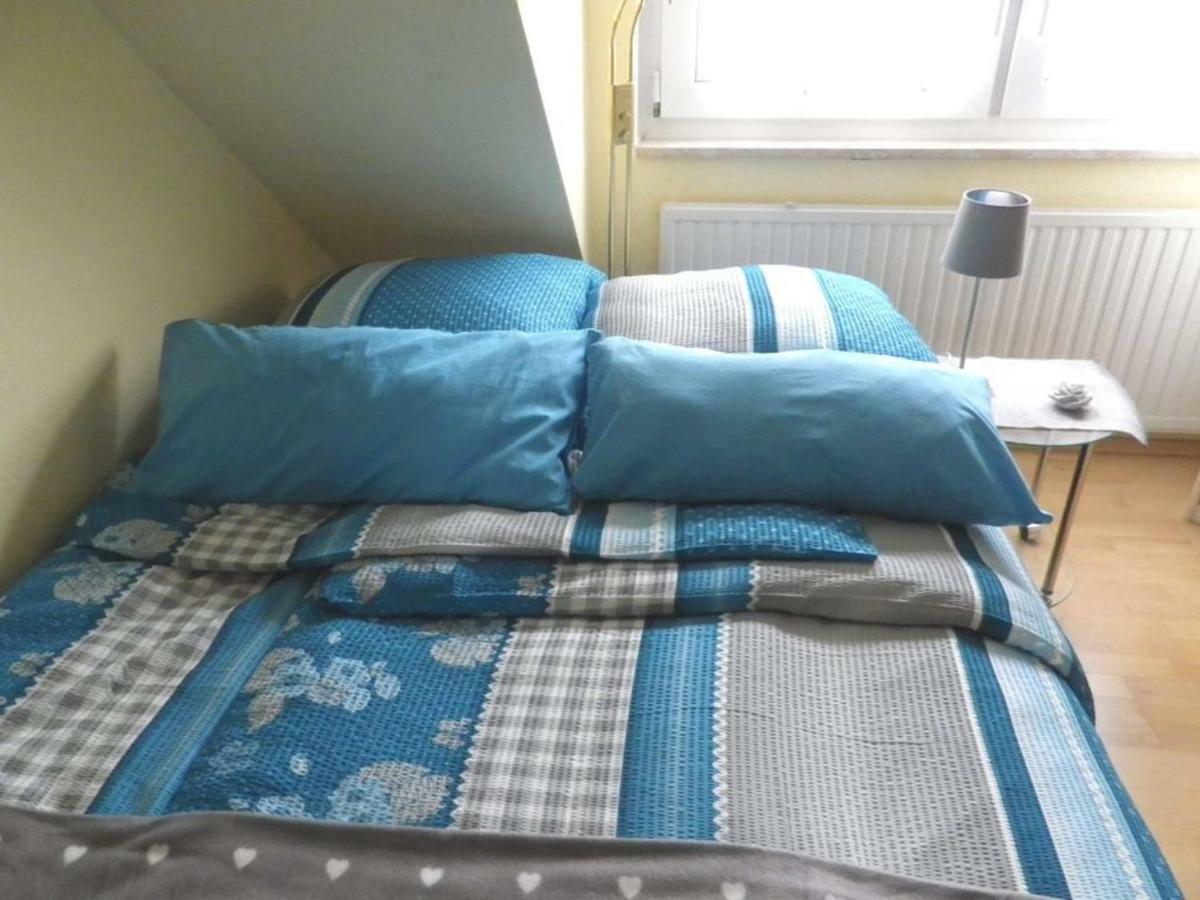 Ferienzimmer Bella Casa Biebesheim am Rhein Esterno foto